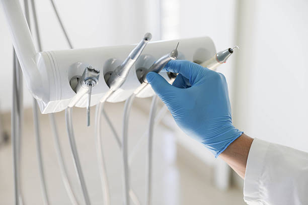 Professional Emergency Dentist technician working in La Crosse, KS
